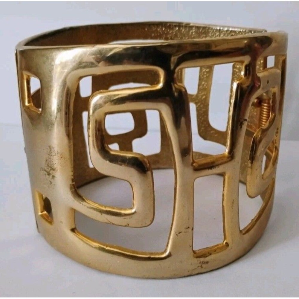 Charming Charlie Gold Tone Greek Key Cuff Bracelet Wide Geometric Openwork Cage